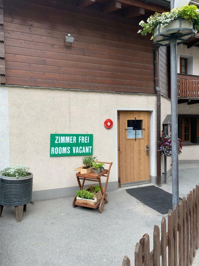 Mazot Zermatt Hotel Bagian luar foto